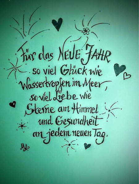 grüner Hintergrund mit Schrift für Neujahrsgruss